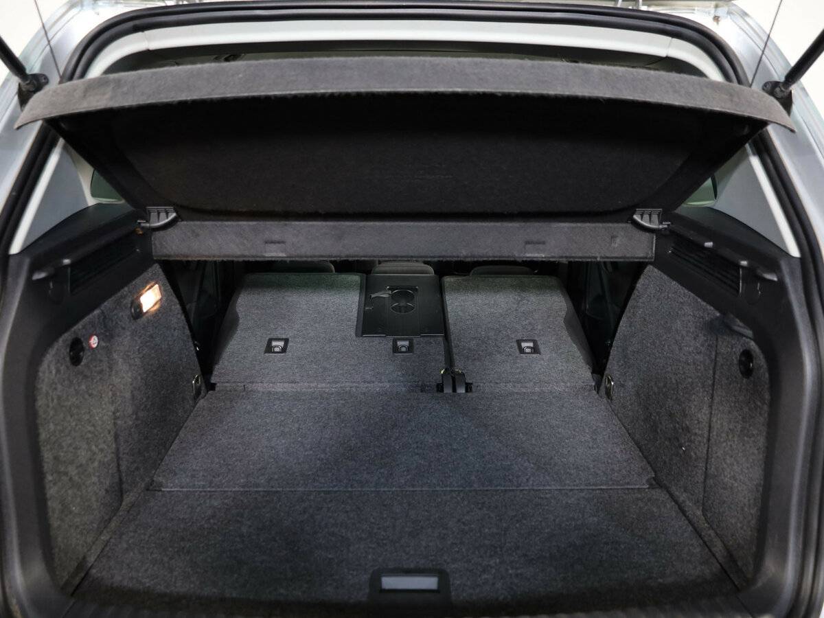 Б/У Фольксваген Тигуан 2016 года. Фото: #17