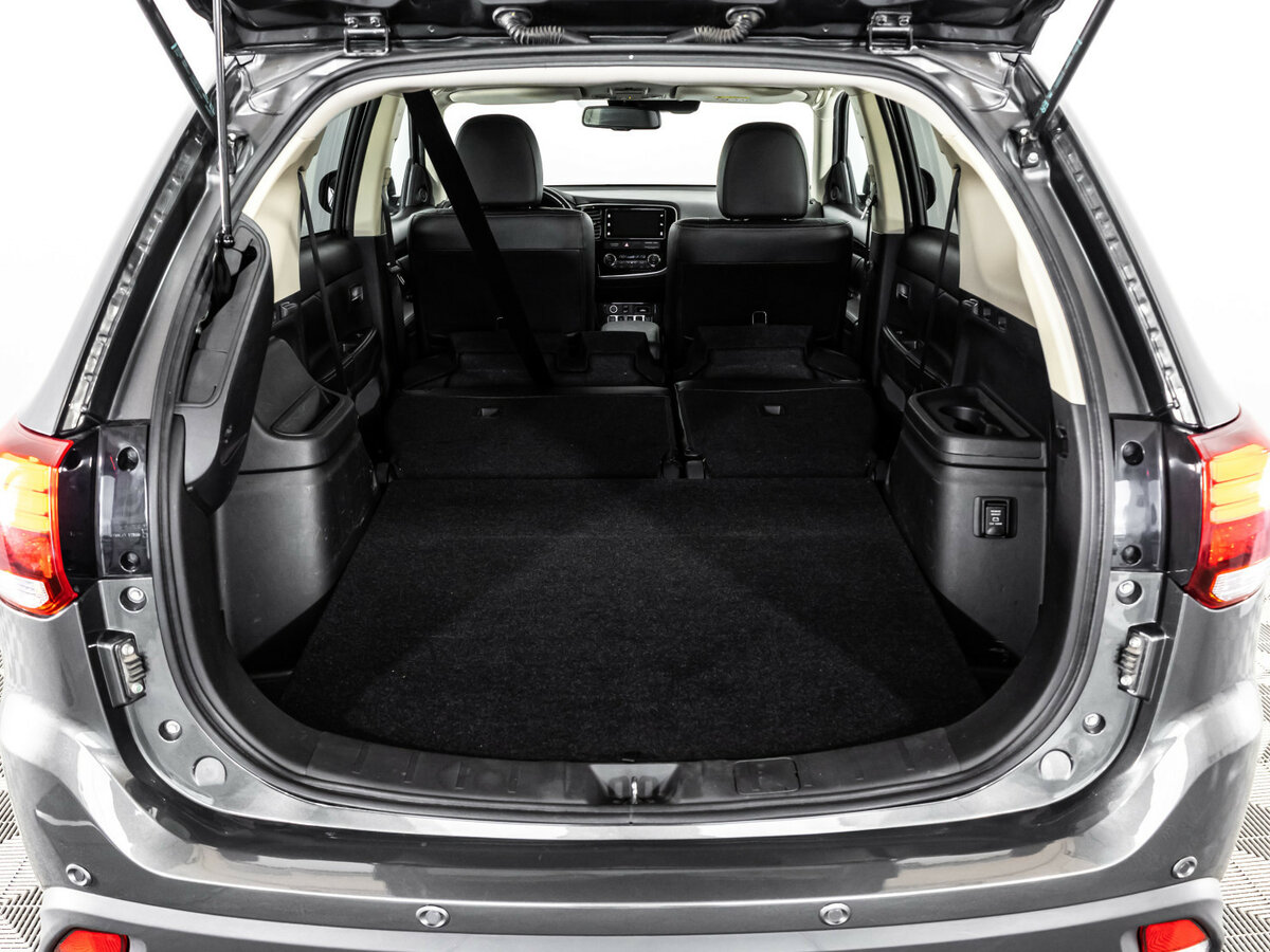 Mitsubishi Outlander 2018 года с пробегом. Фото: #22