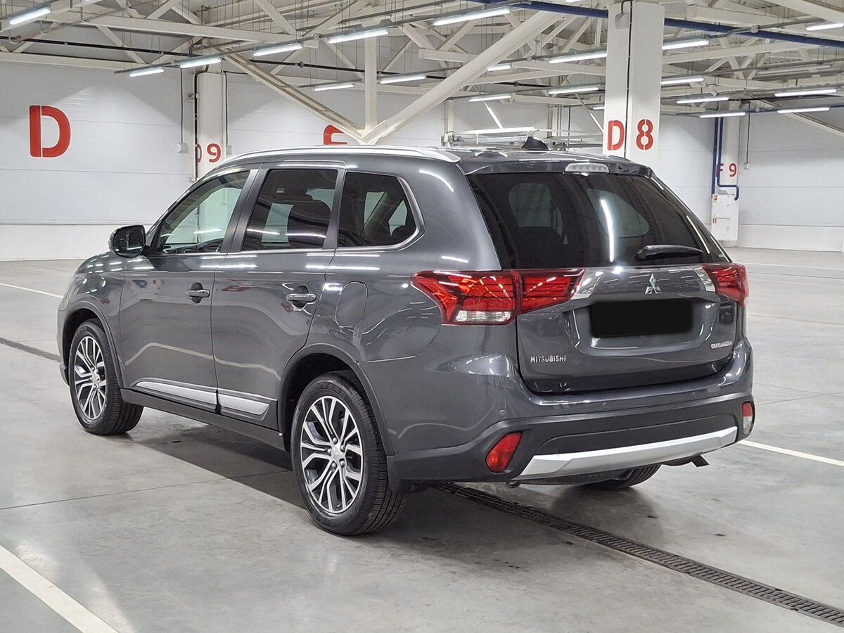 Mitsubishi Outlander 2016 года с пробегом. Фото: #6