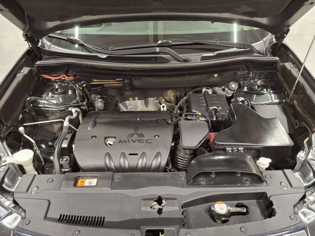 Mitsubishi Outlander 2016 года с пробегом. Фото: #8