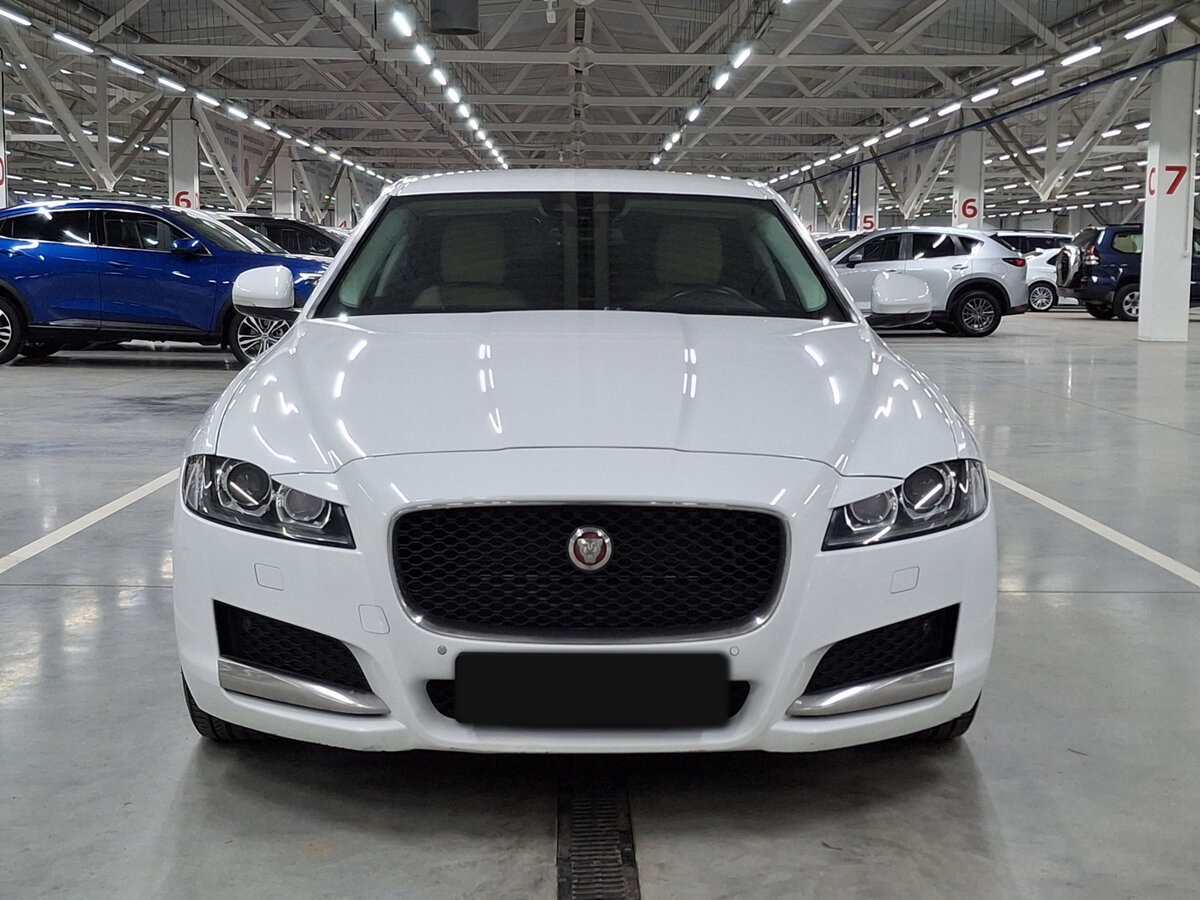 Jaguar XF 2016 года с пробегом. Фото: #1