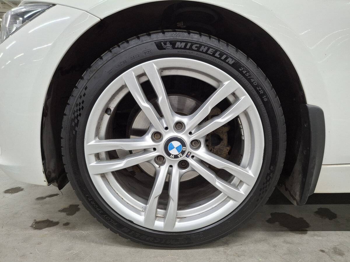 BMW 3 серии 2015 года с пробегом. Фото: #16