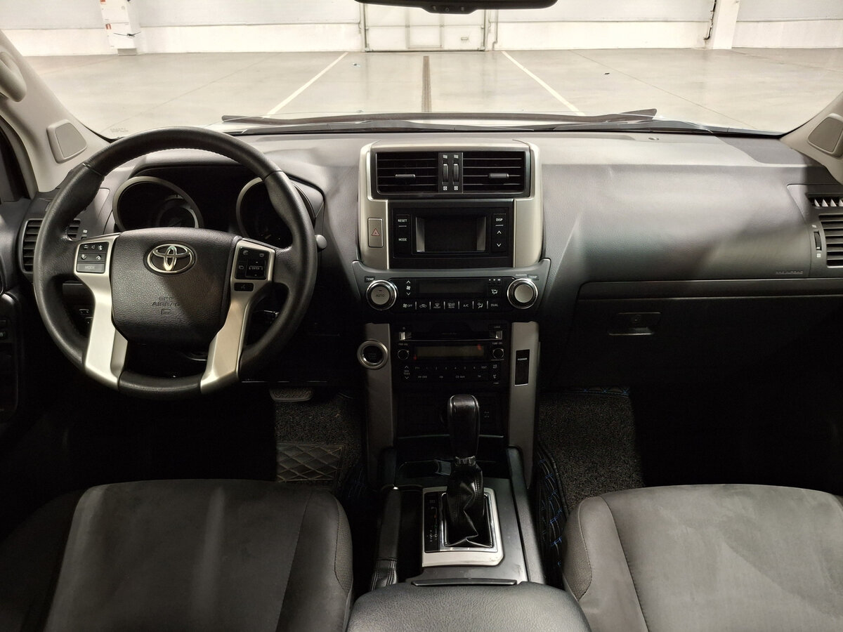 Toyota Land Cruiser Prado 2012 года с пробегом. Фото: #13