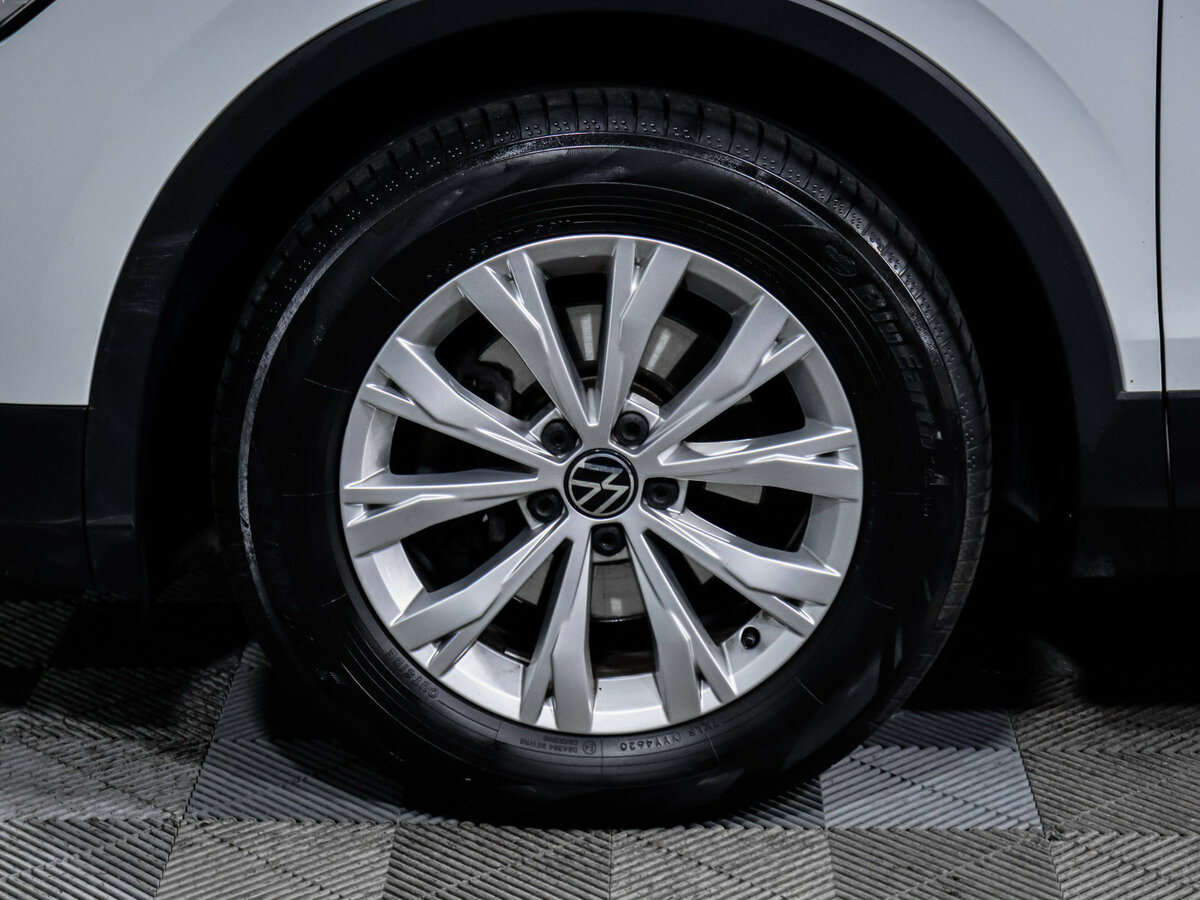 Volkswagen Tiguan 2020 года с пробегом. Фото: #13