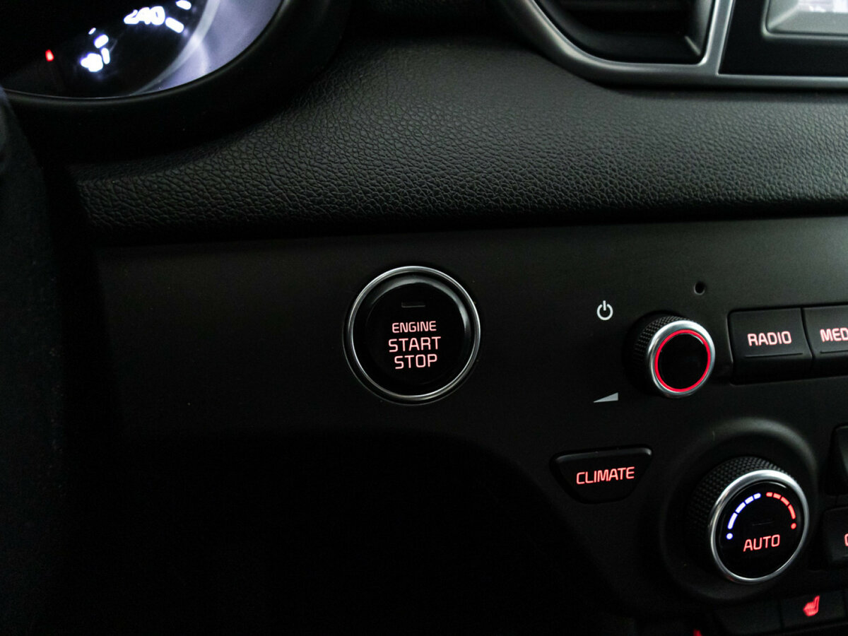 Б/У Киа Спортейдж 2017 года. Фото: #16