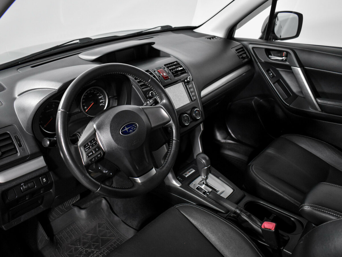 Subaru Forester 2014 года с пробегом. Фото: #6