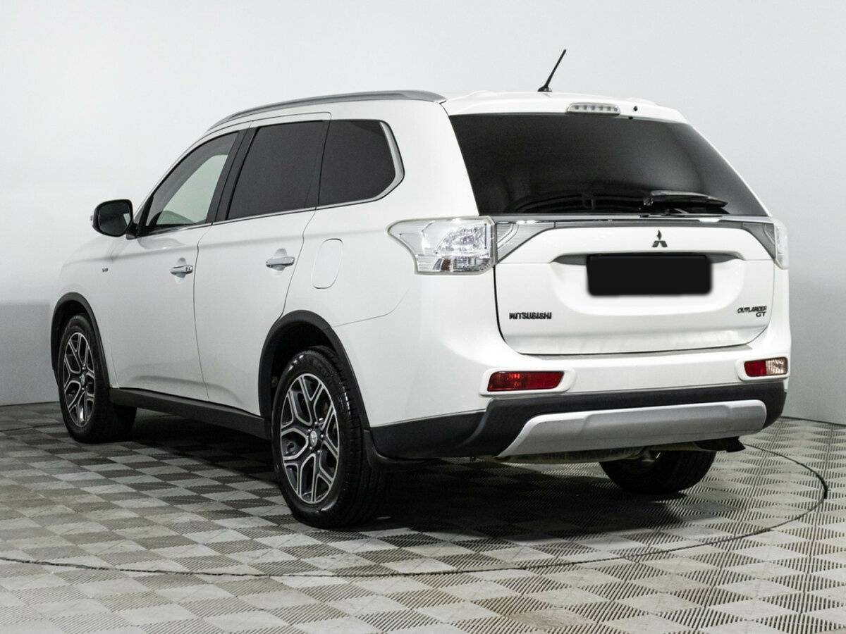 Mitsubishi Outlander 2014 года с пробегом. Фото: #6