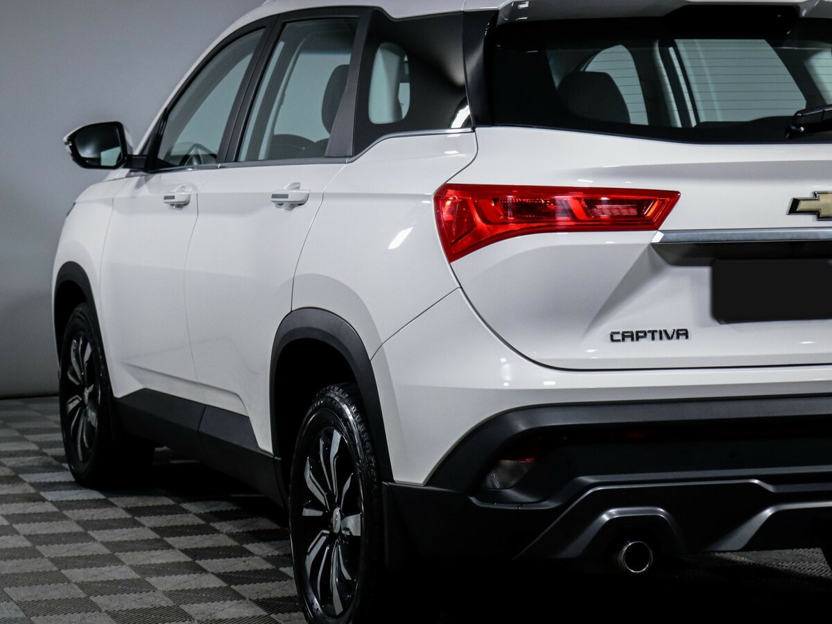 Б/У Шевроле Каптива 2021 года. Фото: #17