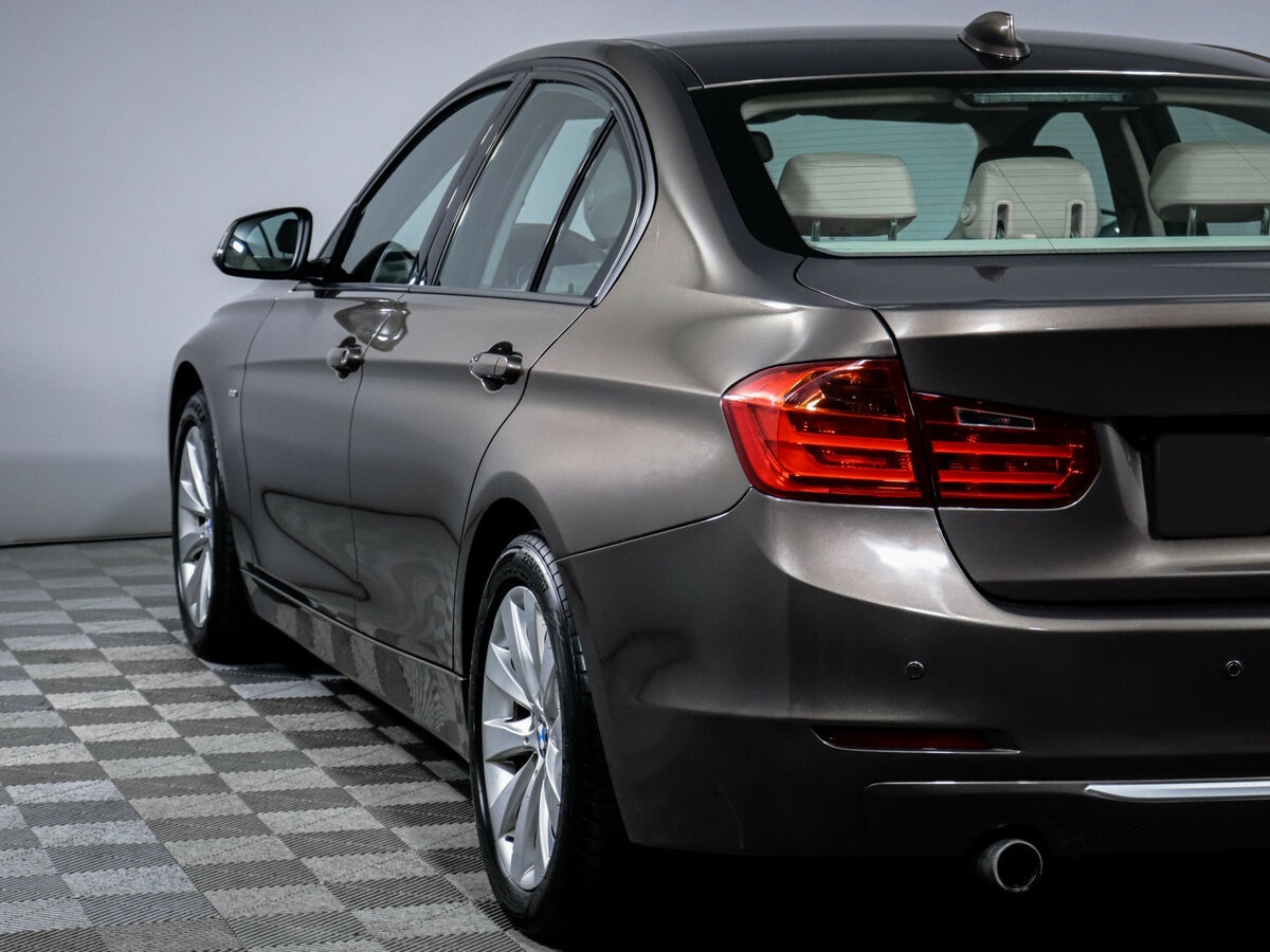 BMW 3 серии 2012 года с пробегом. Фото: #13