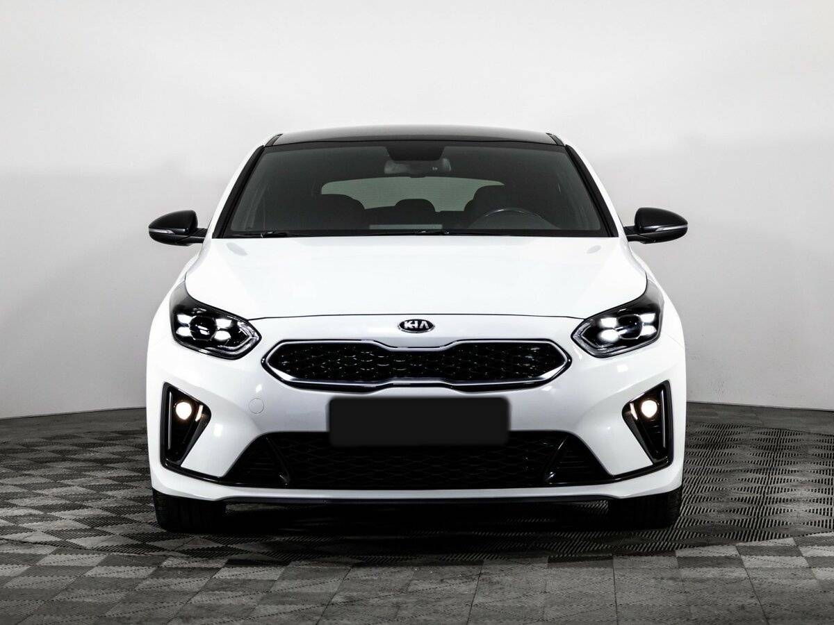 Kia Proceed 2021 года с пробегом. Фото: #3