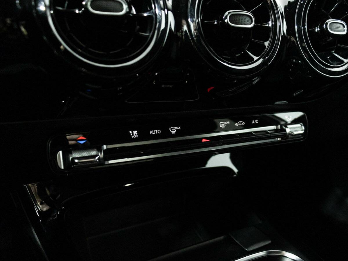 Mercedes-Benz A-Класс 2019 года с пробегом. Фото: #14