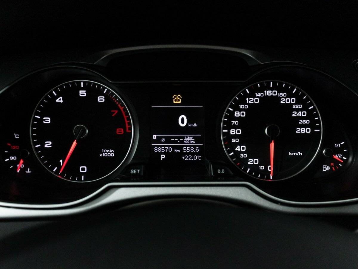 Audi A4 2015 года с пробегом. Фото: #11