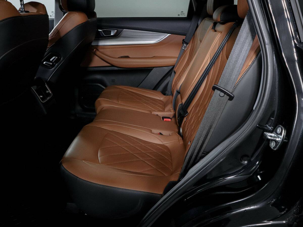 Chery Tiggo 8 Pro Max 2023 года с пробегом. Фото: #9