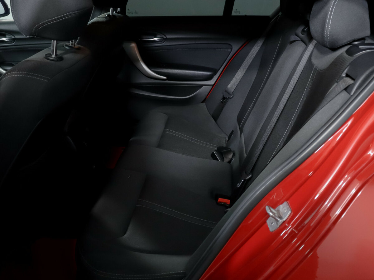 BMW 1 серии 2018 года с пробегом. Фото: #9