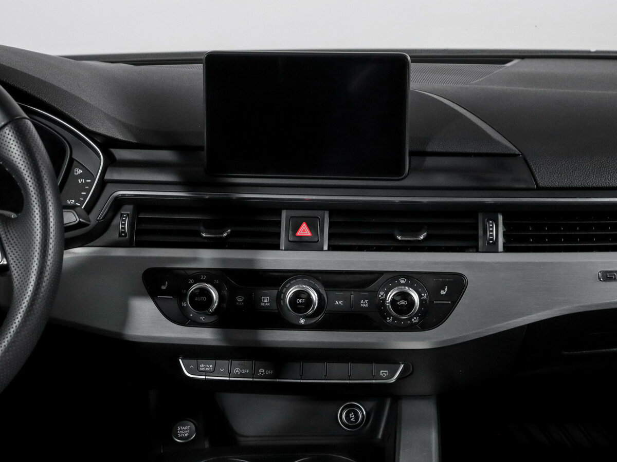 Audi A4 2017 года с пробегом. Фото: #12