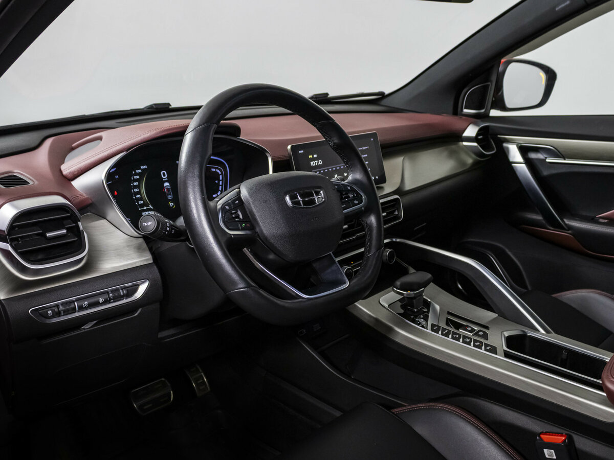 Geely Coolray 2022 года с пробегом. Фото: #8