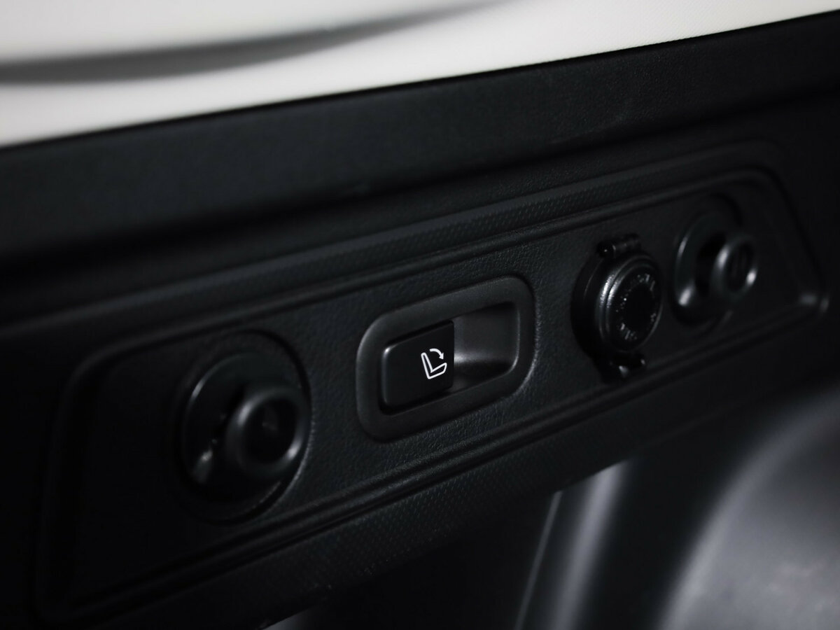 Subaru Forester 2018 года с пробегом. Фото: #36