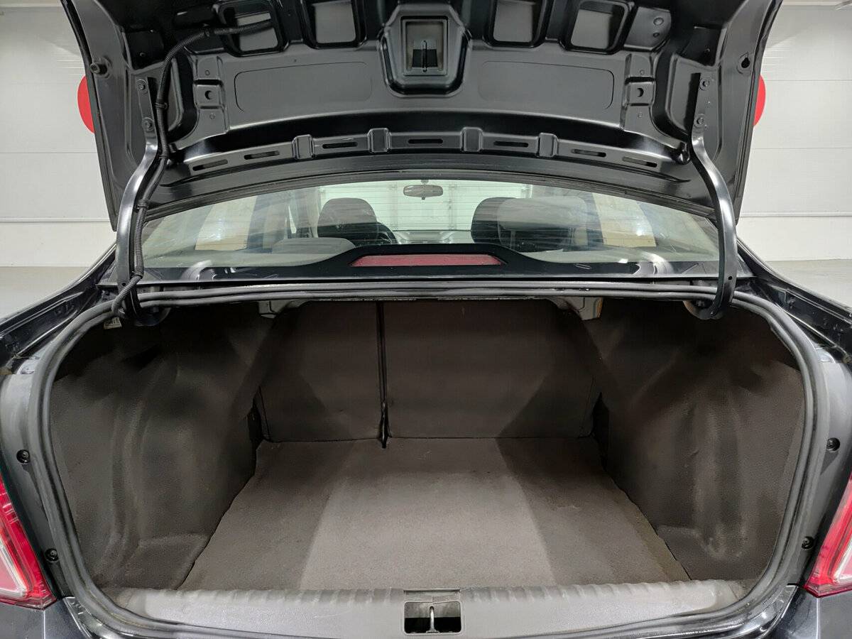 Chevrolet Cobalt 2013 года с пробегом. Фото: #7