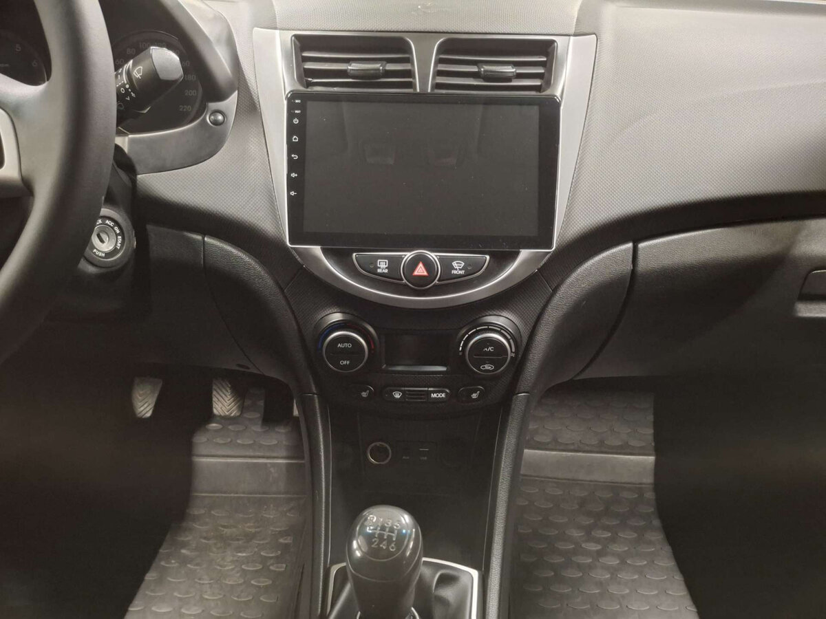 Б/У Хендай Солярис 2016 года. Фото: #14