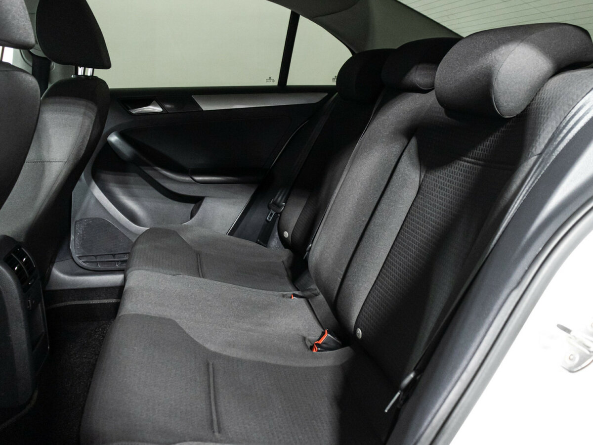 Volkswagen Jetta 2016 года с пробегом. Фото: #9