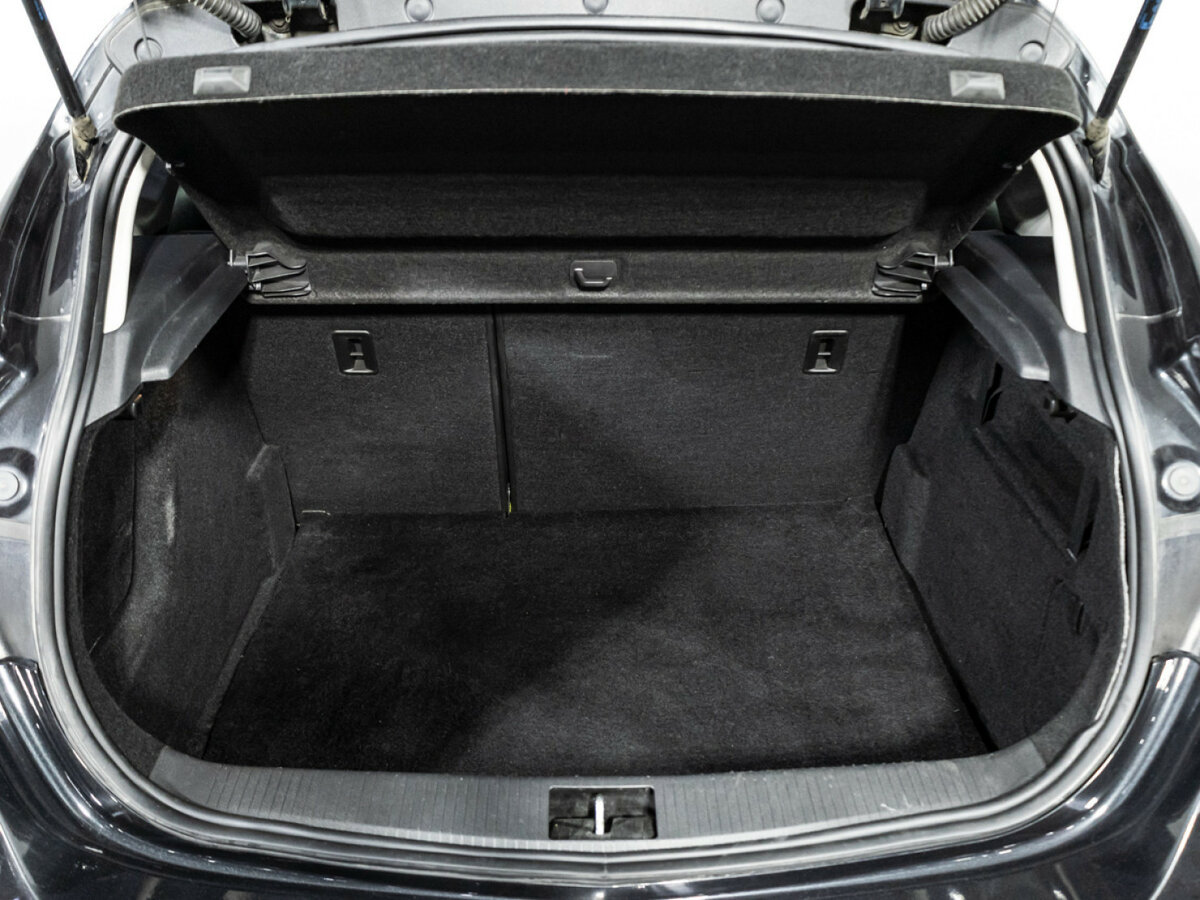 Б/У Опель Астра 2012 года. Фото: #14