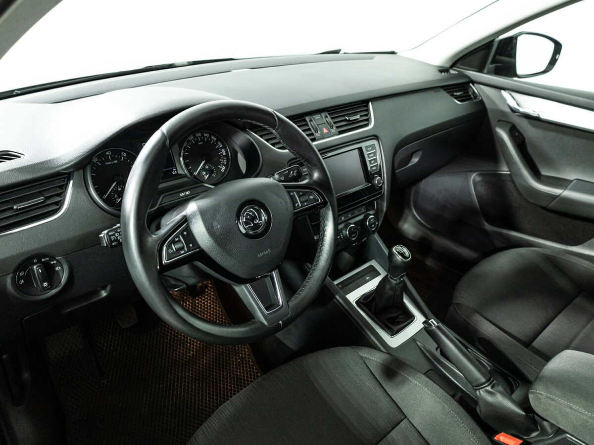 Skoda Octavia 2016 года с пробегом. Фото: #10