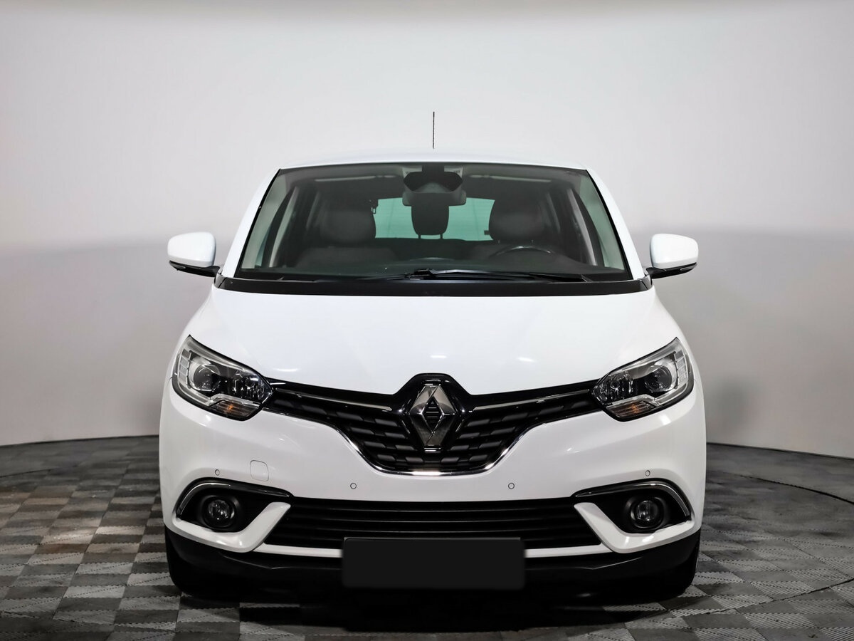 Renault Scenic 2018 года с пробегом. Фото: #1