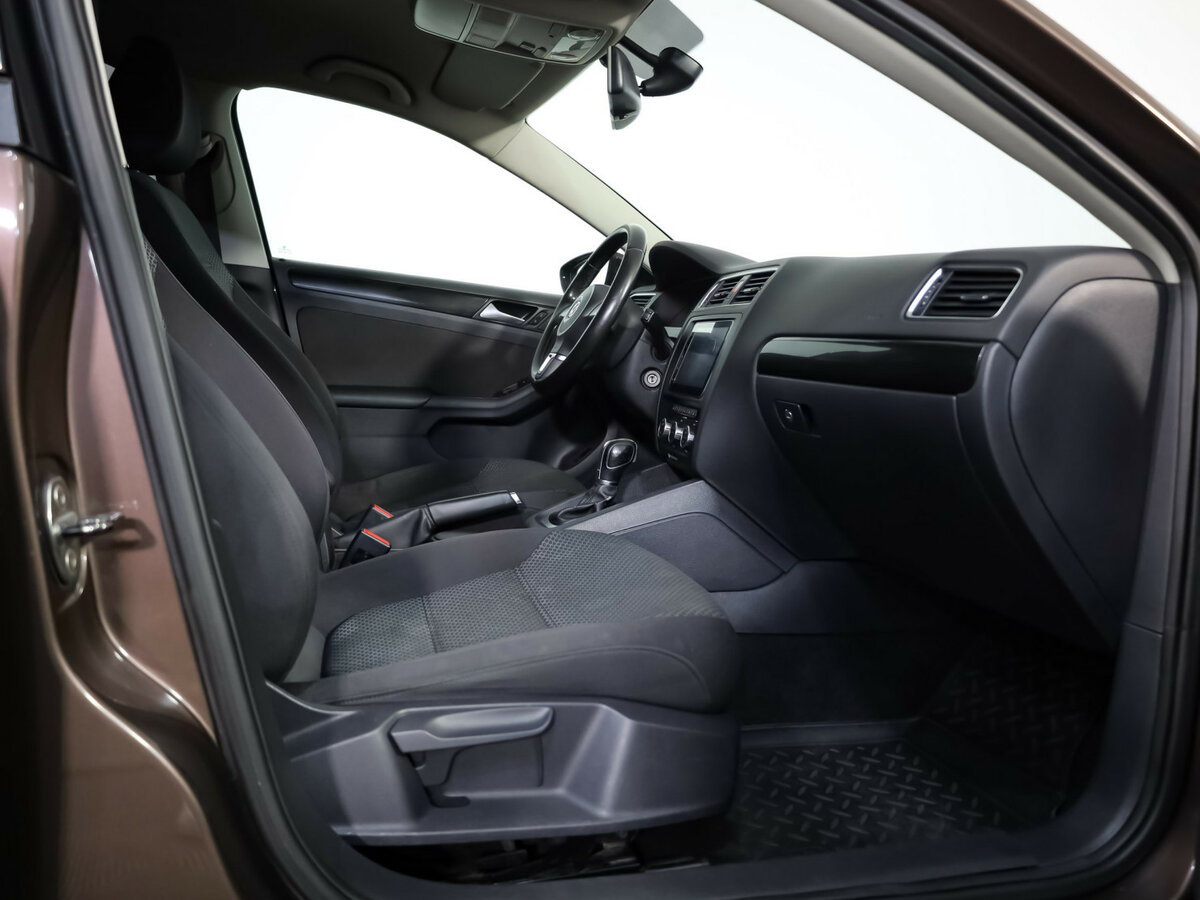 Volkswagen Jetta 2014 года с пробегом. Фото: #17