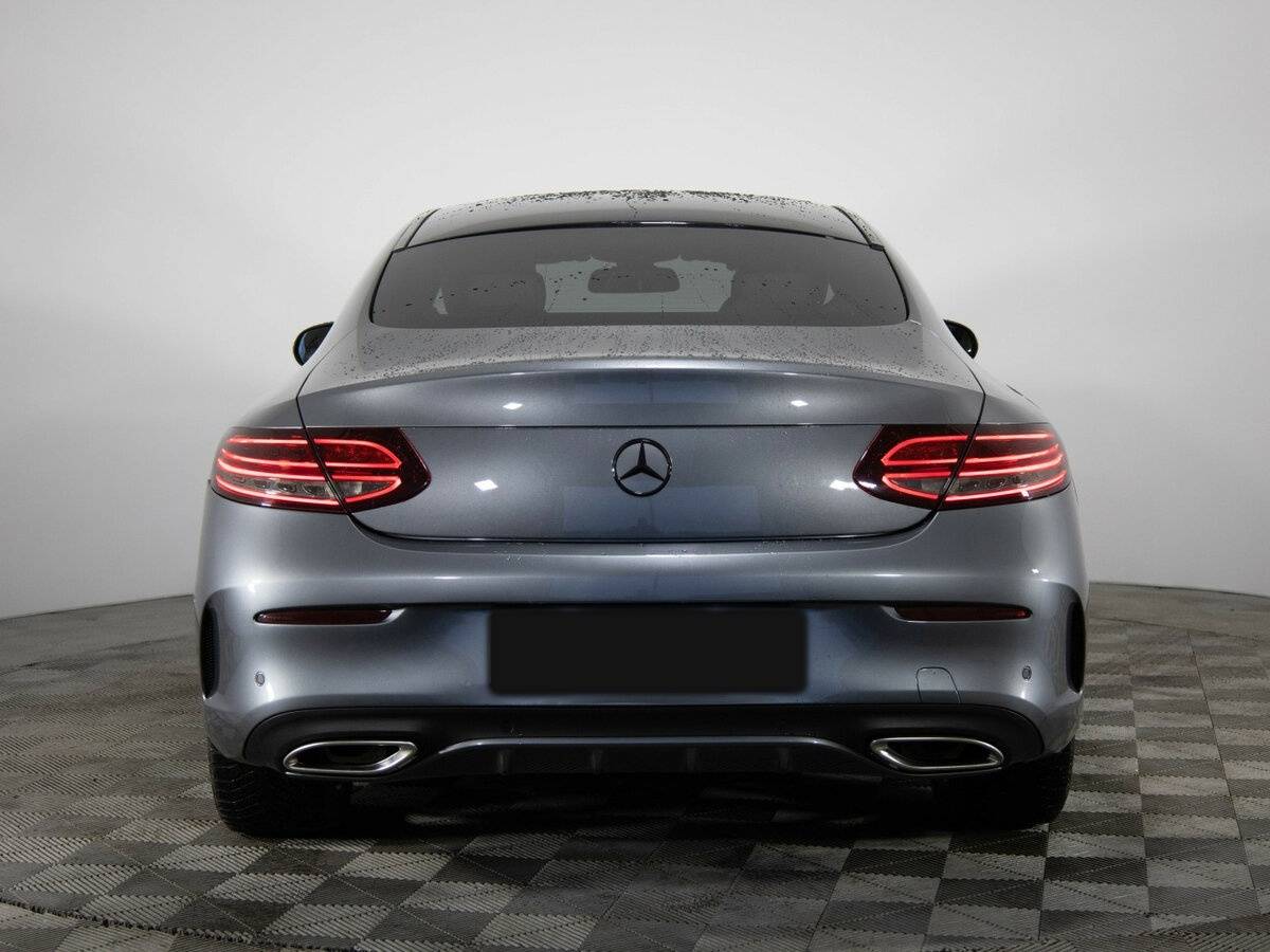 Mercedes-Benz C-Класс 2017 года с пробегом. Фото: #2