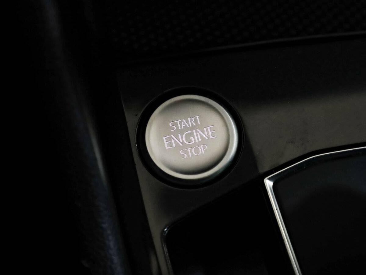 Б/У Фольксваген Тигуан 2020 года. Фото: #17