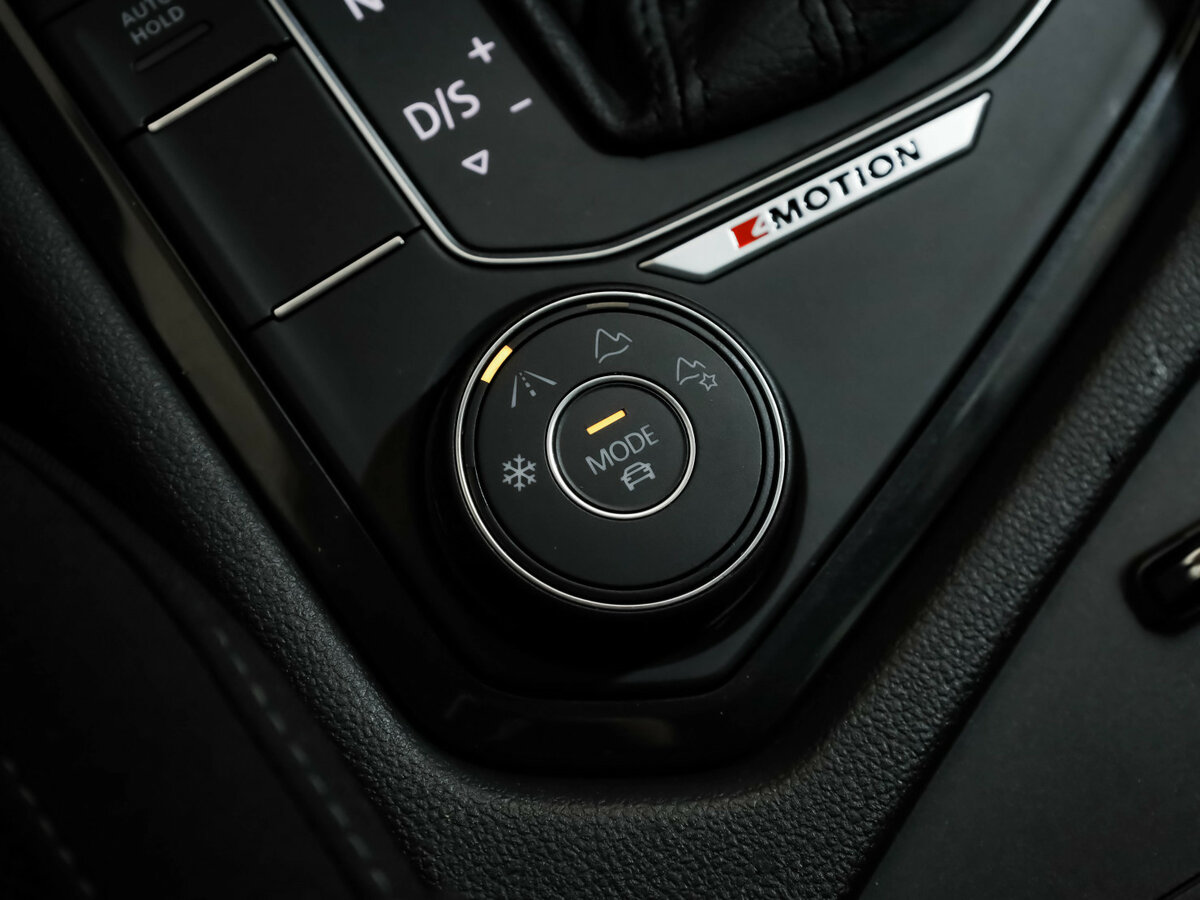 Б/У Фольксваген Тигуан 2020 года. Фото: #18