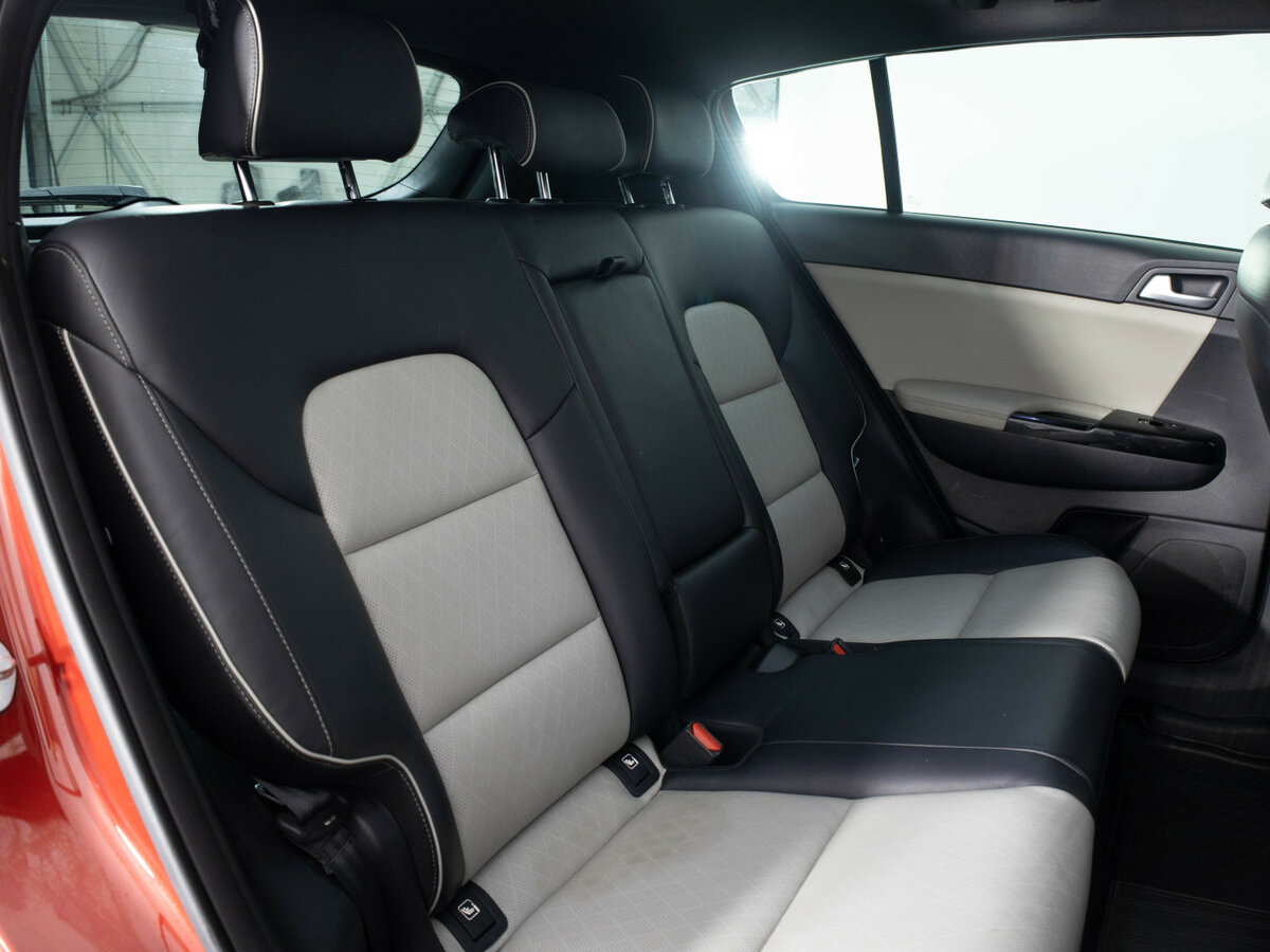 Kia Sportage 2016 года с пробегом. Фото: #16