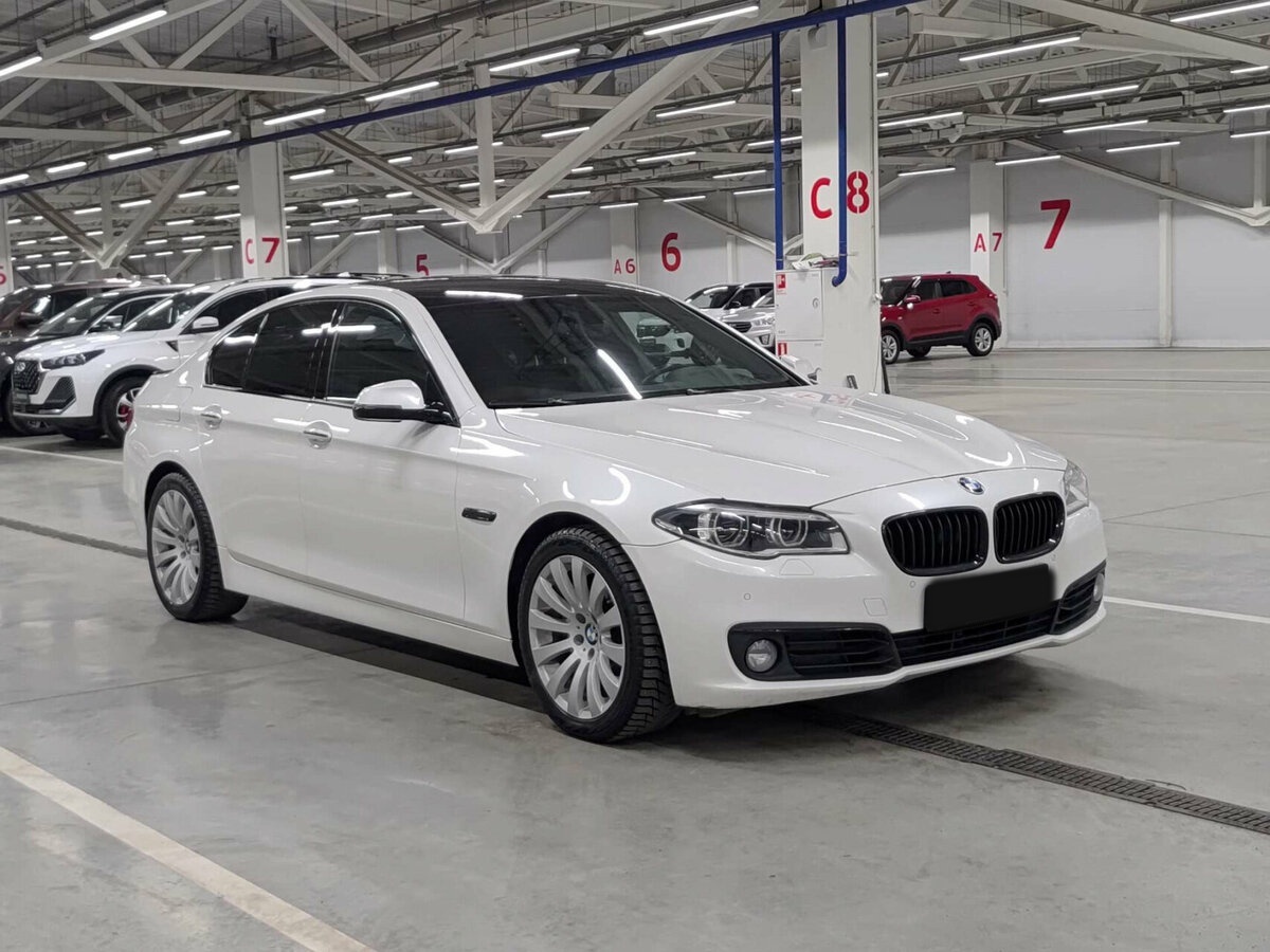 BMW 5 серии 2016 года с пробегом. Фото: #2