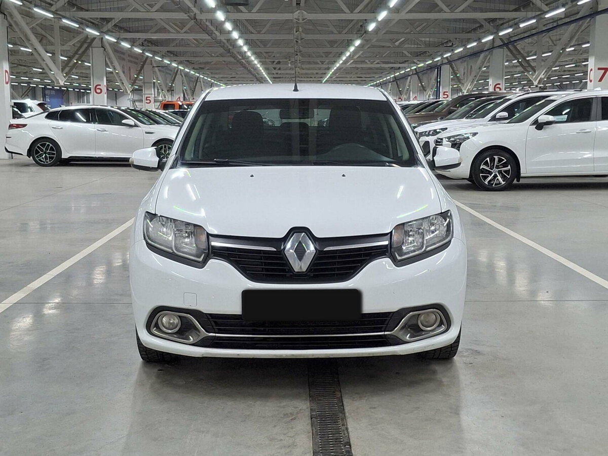 Renault Logan 2017 года с пробегом. Фото: #1