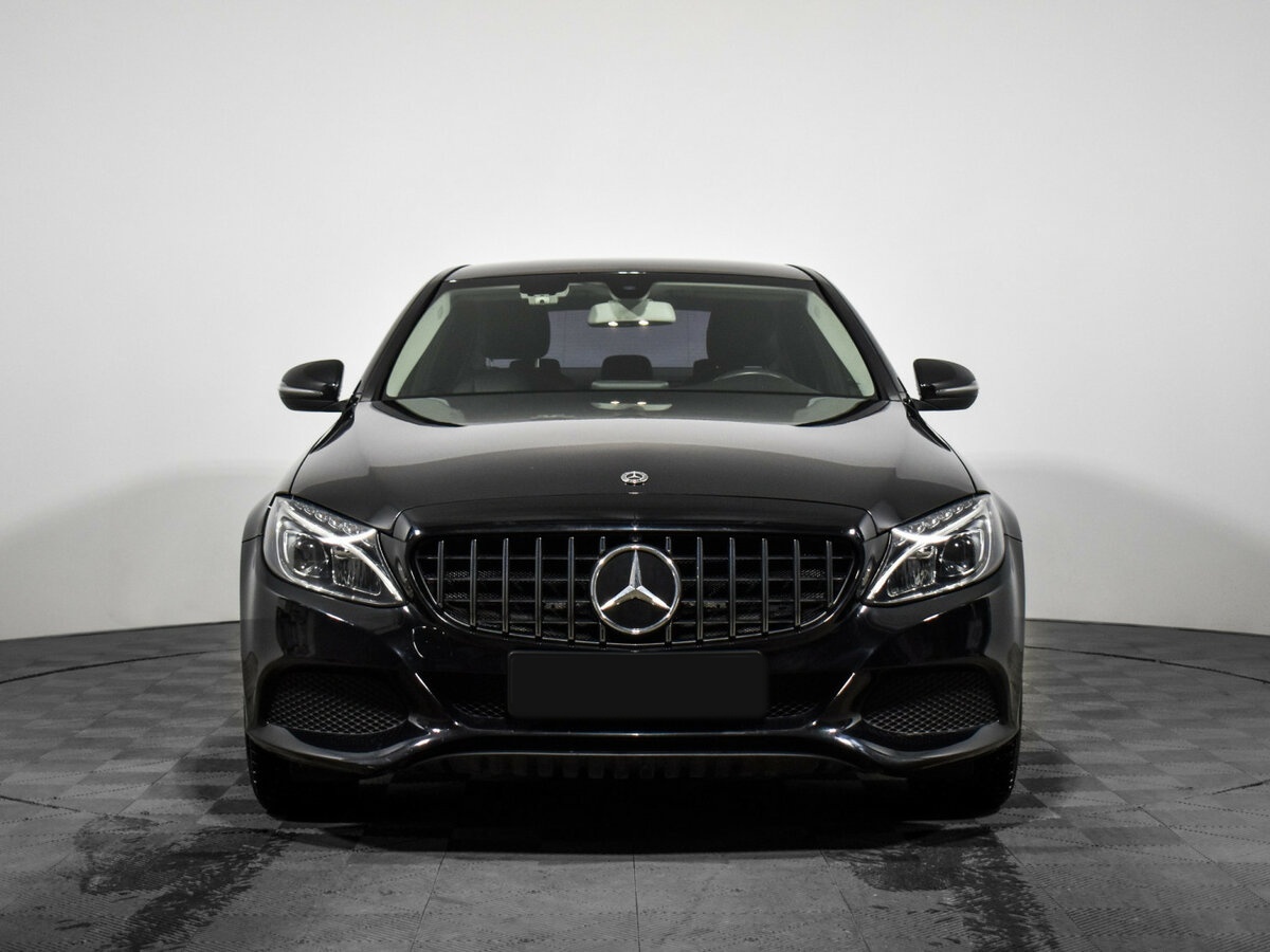 Mercedes-Benz C-Класс 2018 года с пробегом. Фото: #1