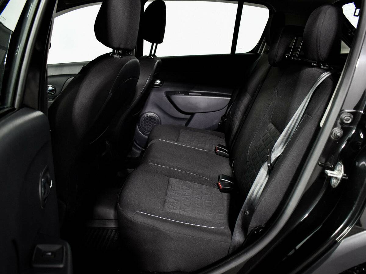 Renault Sandero 2016 года с пробегом. Фото: #10