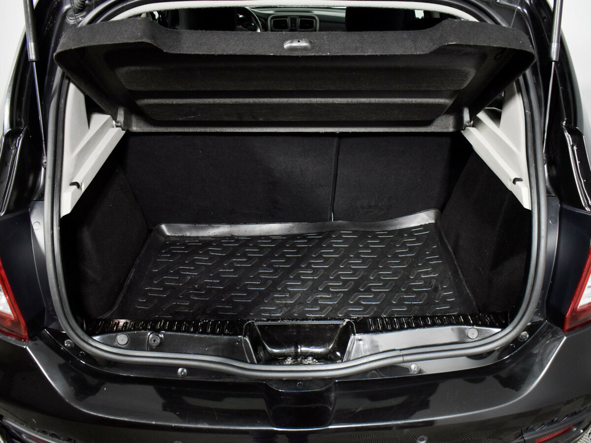 Renault Sandero 2016 года с пробегом. Фото: #16