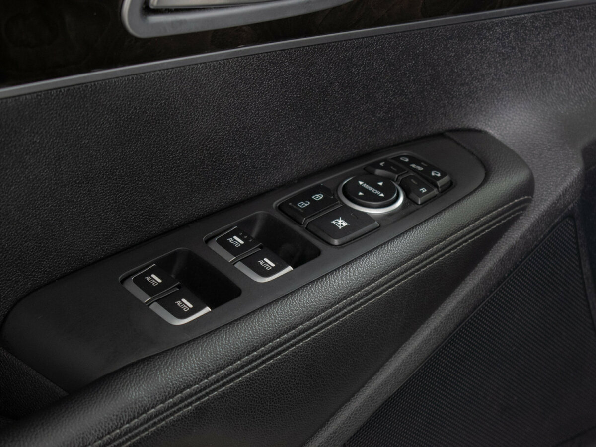 Б/У Киа Соренто 2017 года. Фото: #17