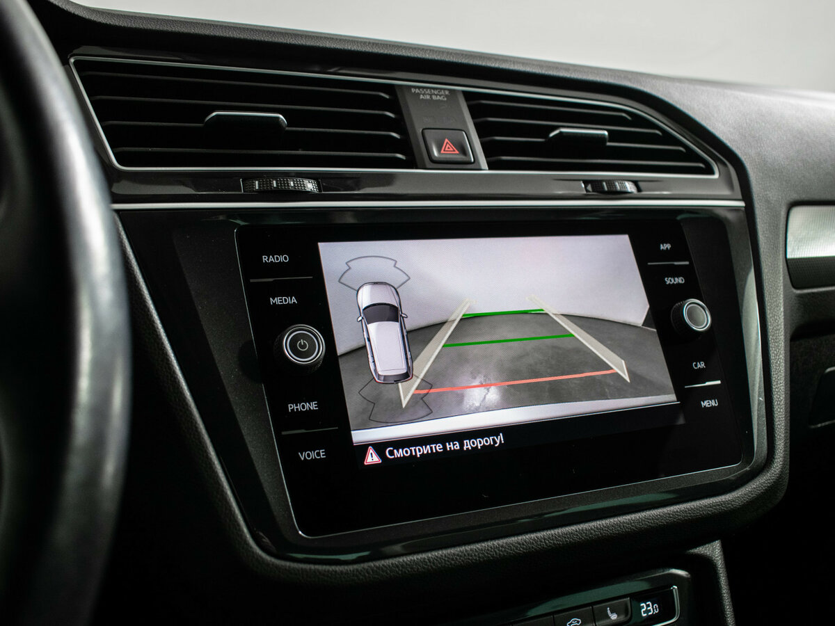 Б/У Фольксваген Тигуан 2019 года. Фото: #13