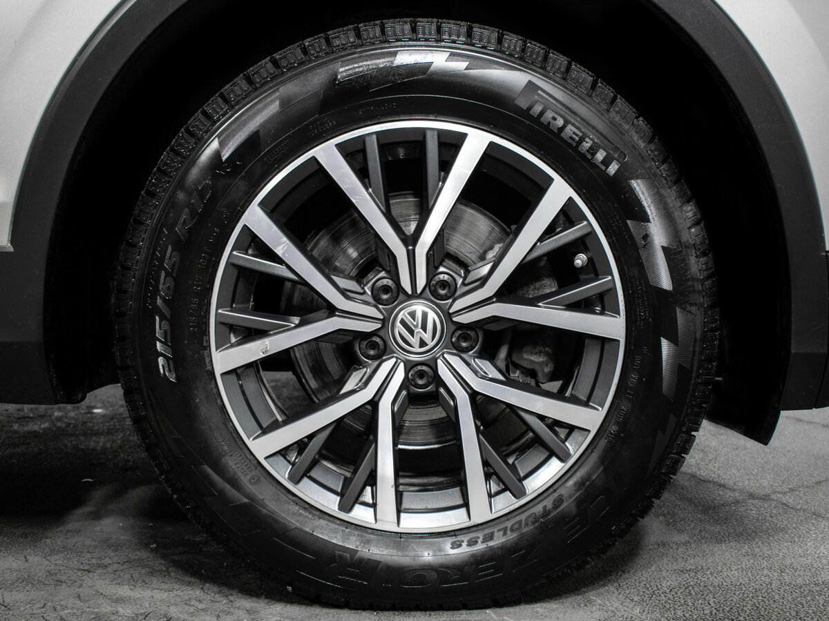 Б/У Фольксваген Тигуан 2019 года. Фото: #15