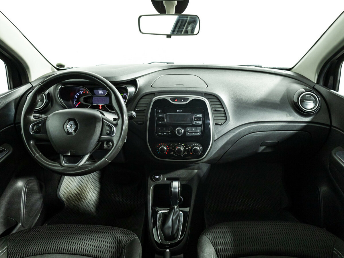 Б/У Рено Каптюр 2018 года. Фото: #12