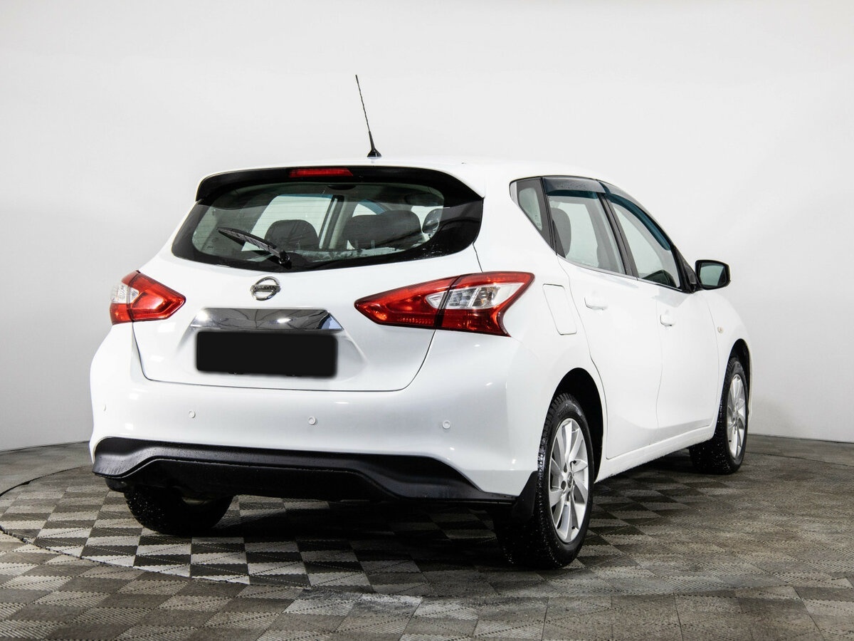 Nissan Tiida 2015 года с пробегом. Фото: #3