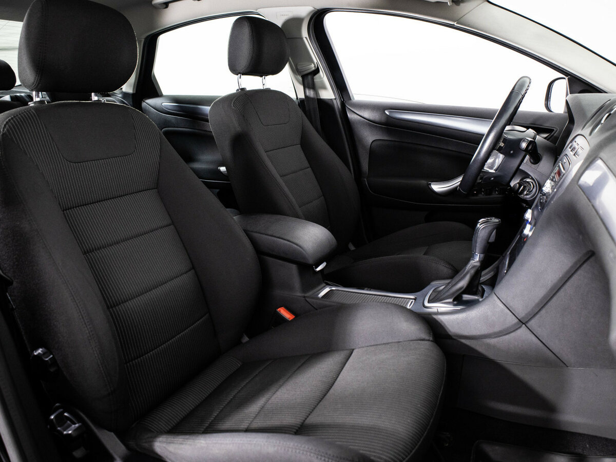 Ford Mondeo 2014 года с пробегом. Фото: #9