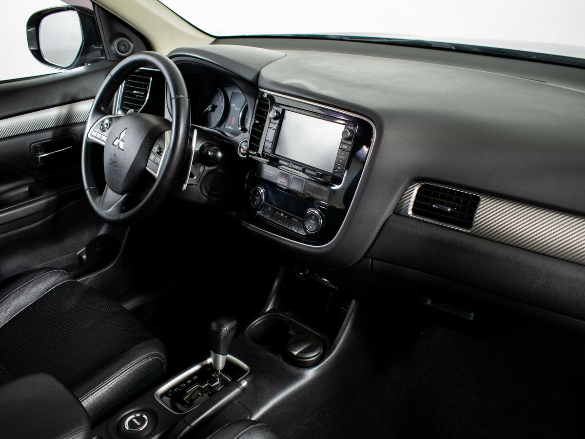 Mitsubishi Outlander 2013 года с пробегом. Фото: #9
