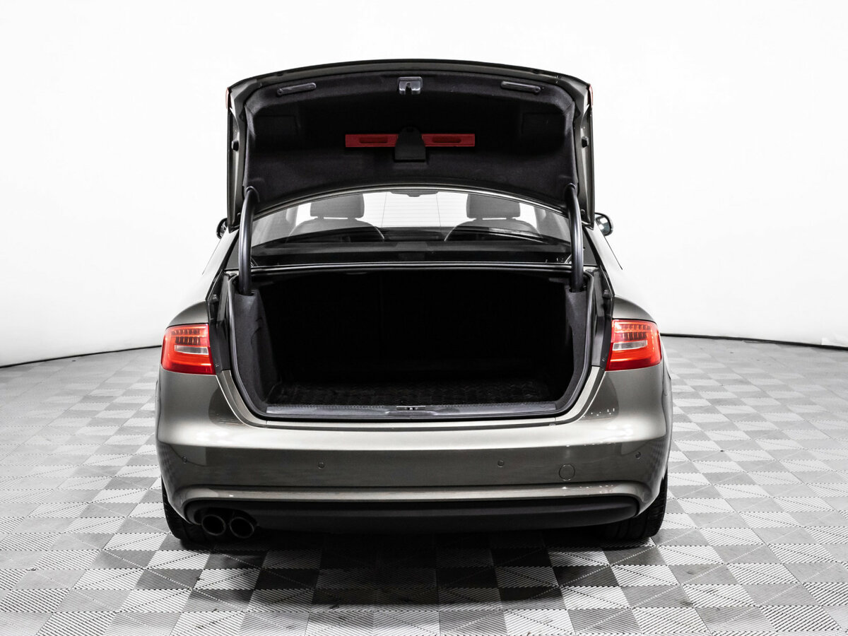 Audi A4 2014 года с пробегом. Фото: #11