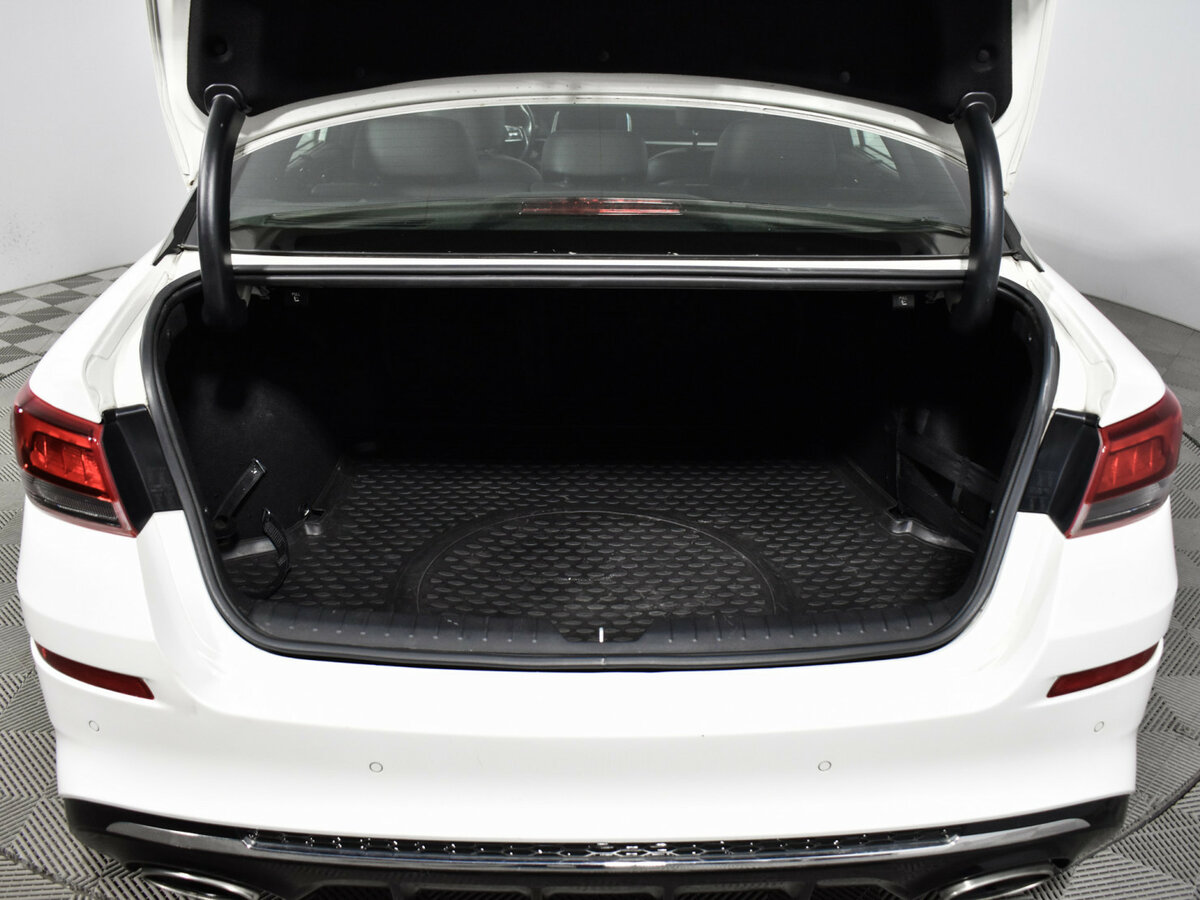 Kia Optima 2019 года с пробегом. Фото: #19