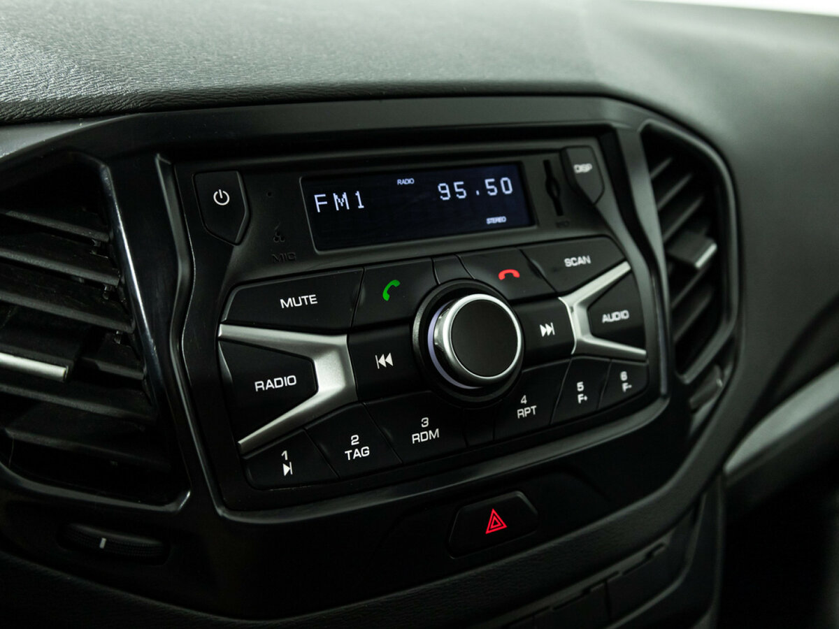 Lada (ВАЗ) Vesta 2020 года с пробегом. Фото: #14