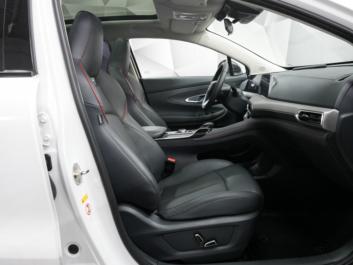 Changan UNI-T 2024 года с пробегом. Фото: #12