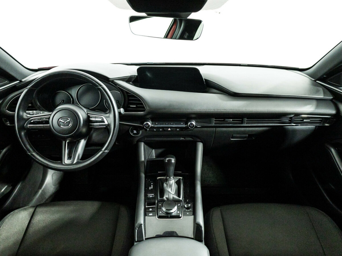 Mazda 3 2019 года с пробегом. Фото: #12