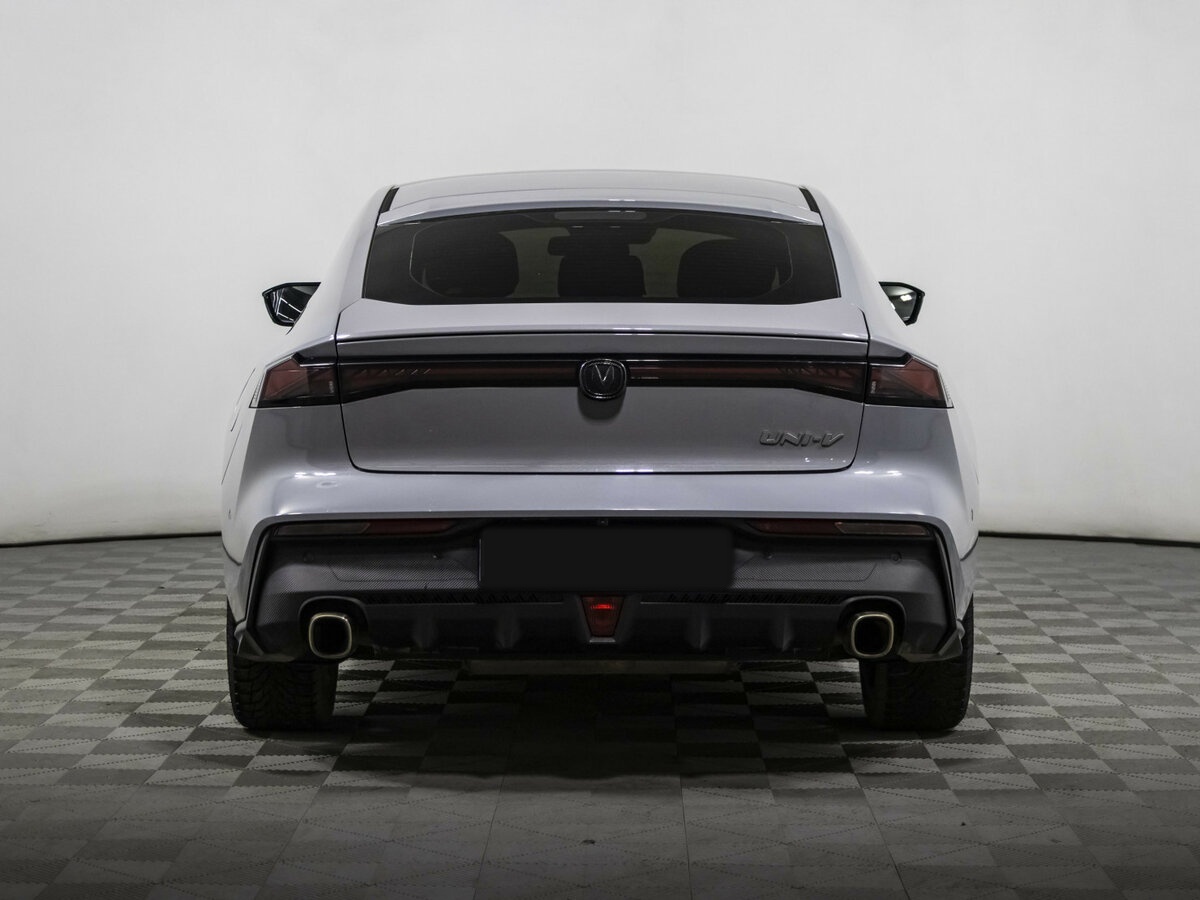 Changan UNI-V 2023 года с пробегом. Фото: #5